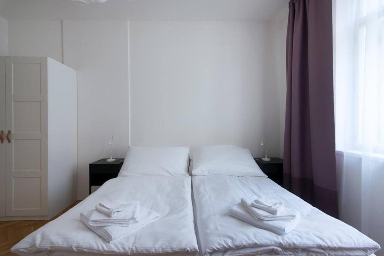 Veleslavin Apartments Praha Eksteriør bilde