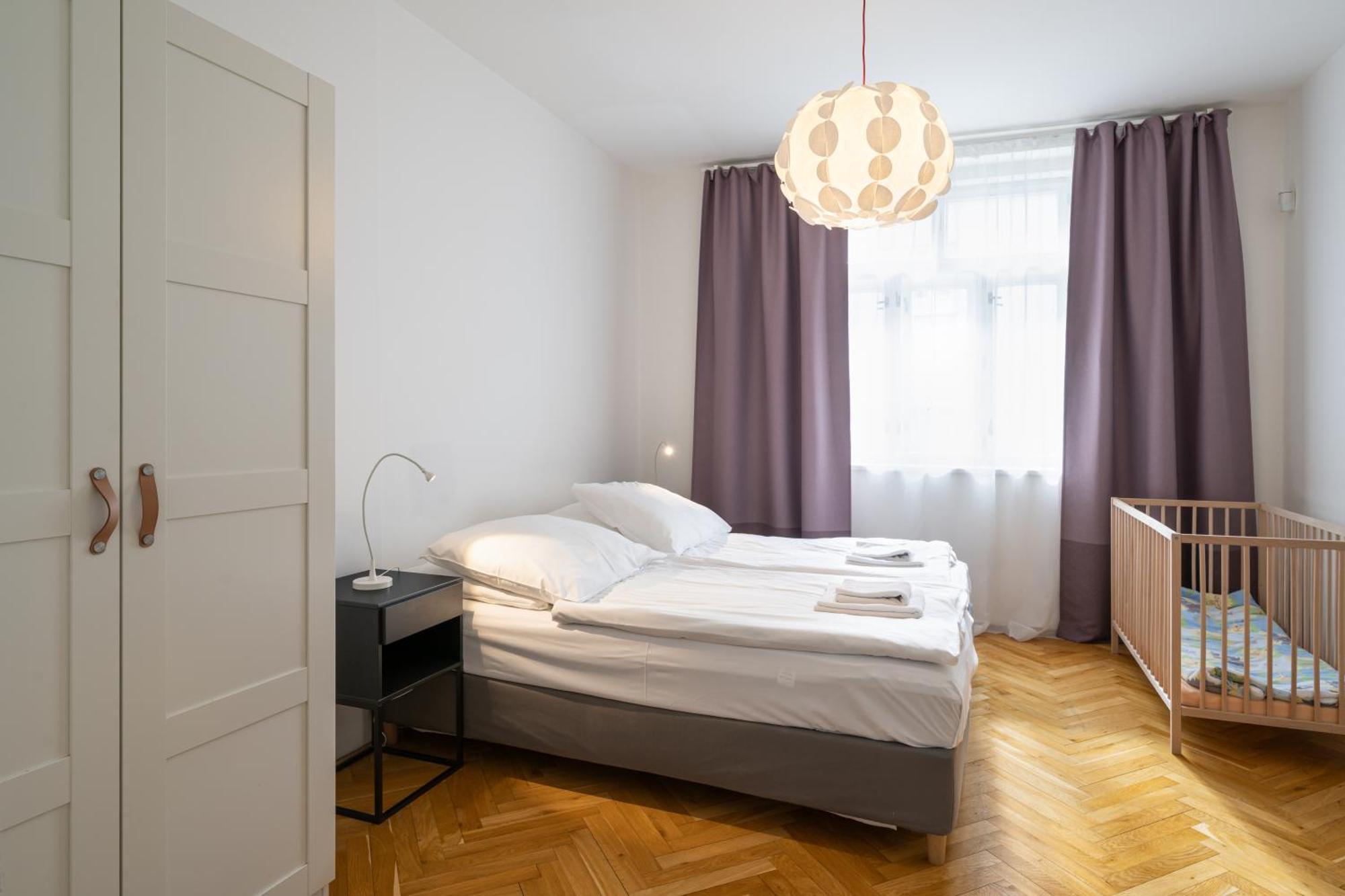Veleslavin Apartments Praha Eksteriør bilde